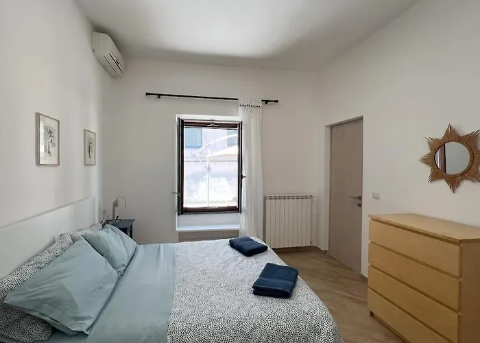 Urban Retreat Apartment *